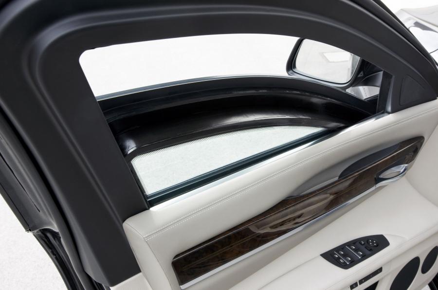  BMW 7-Series High Security 2009 года  (фото 12 из 44)